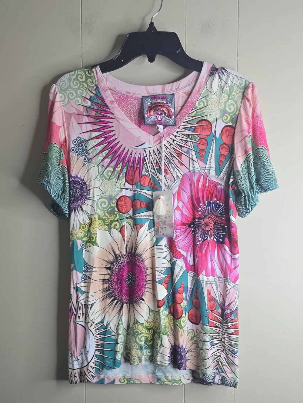 Johnny Was The Janie Favorite V-Neck Puff Sleeve Tee Size Small